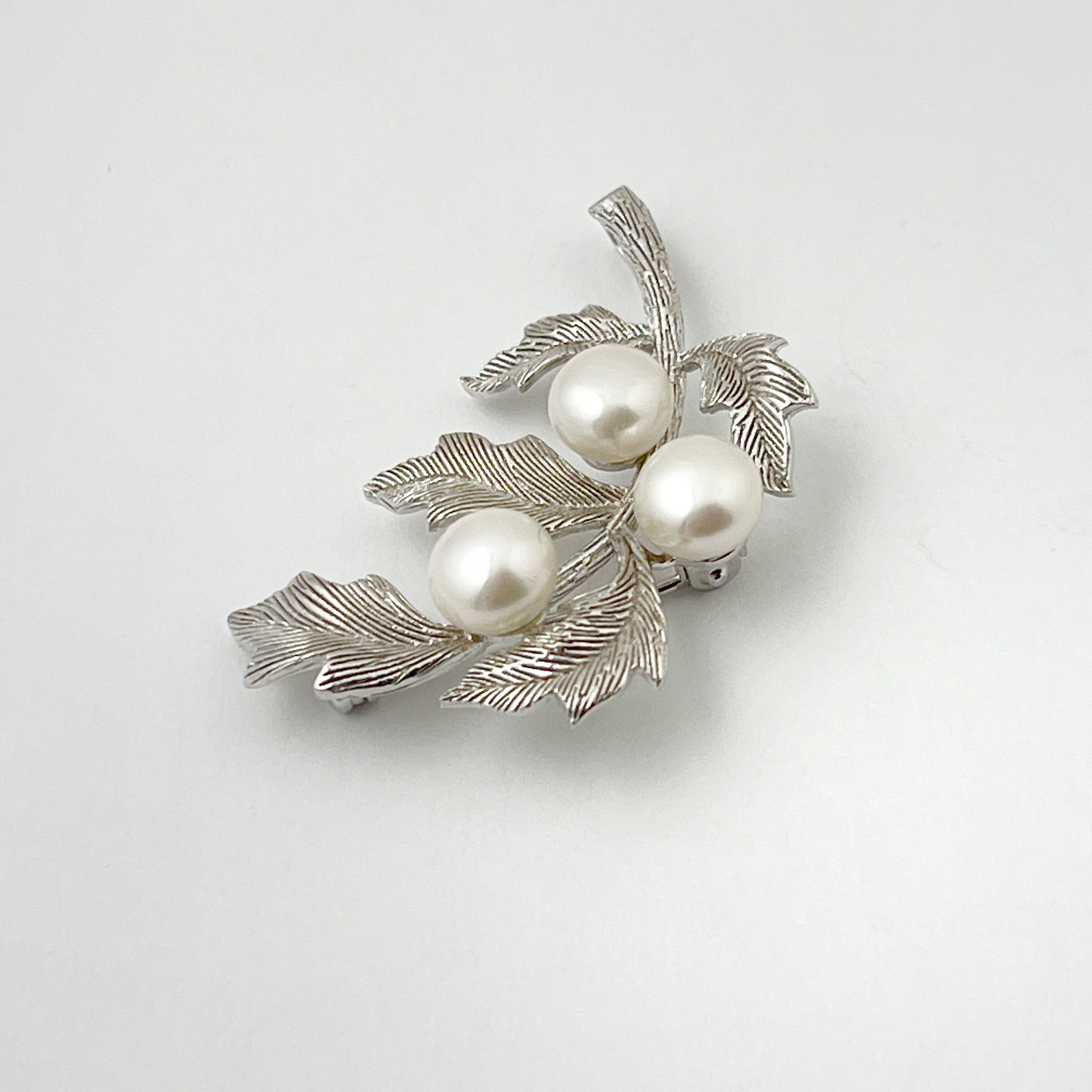 ヒロコ便り 大人のジュエリーの楽しみ。。。ブローチ | 毎日にワクワク