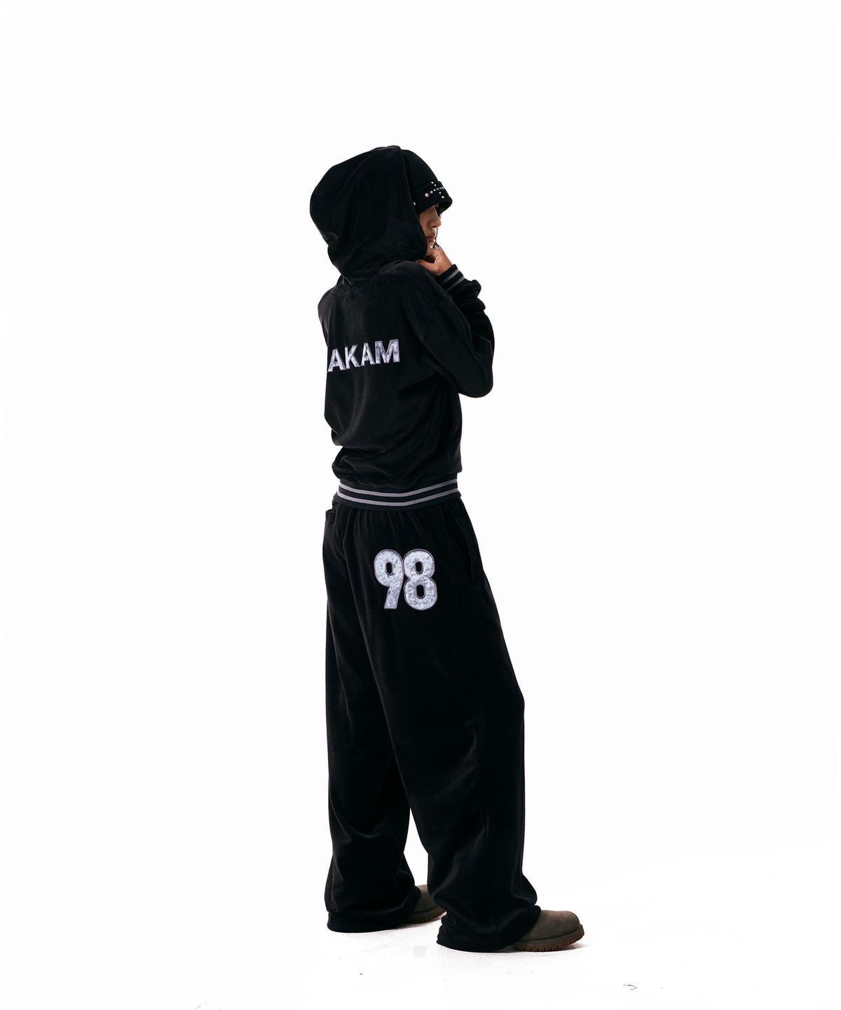 aespa パーカー スウェットパンツ ジップアップパーカー(クロップド) | SMTOWN OFFICIAL ONLINE STORE
