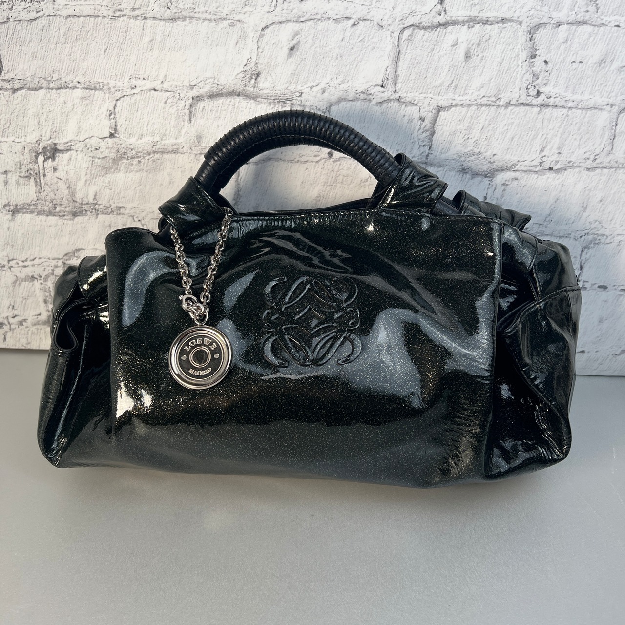 【最終処分SALE】LOEWE ロエベナッパアイレ エナメル ハンドバッグ ブラック A-8756