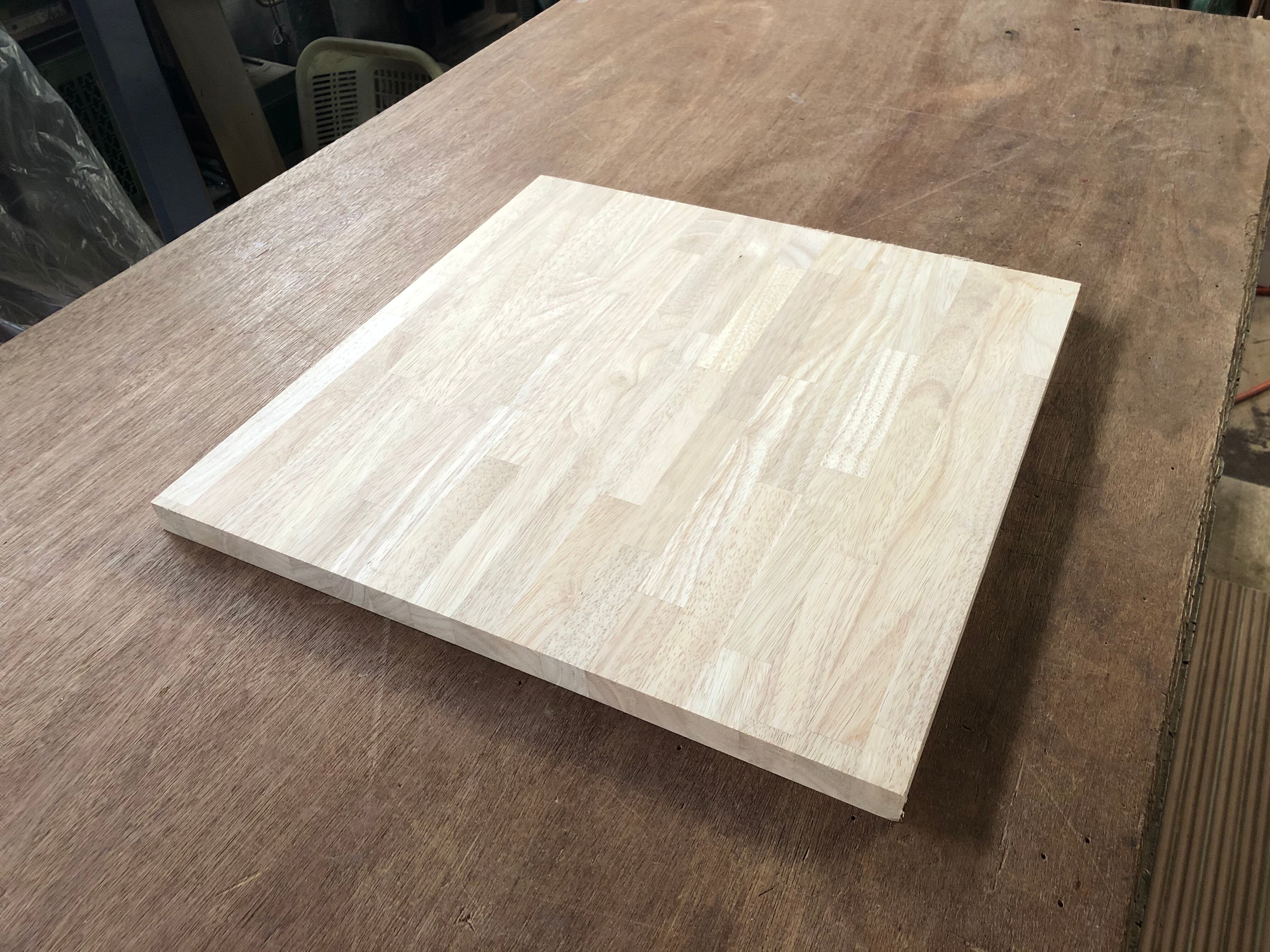 ゴム製集成材の端材。サイズ450㍉×440㍉×25㍉ | 杉田木工所 職人 ゴム製集成材の端材。サイズ450㍉×440㍉×25㍉ | 杉田木工所 職人