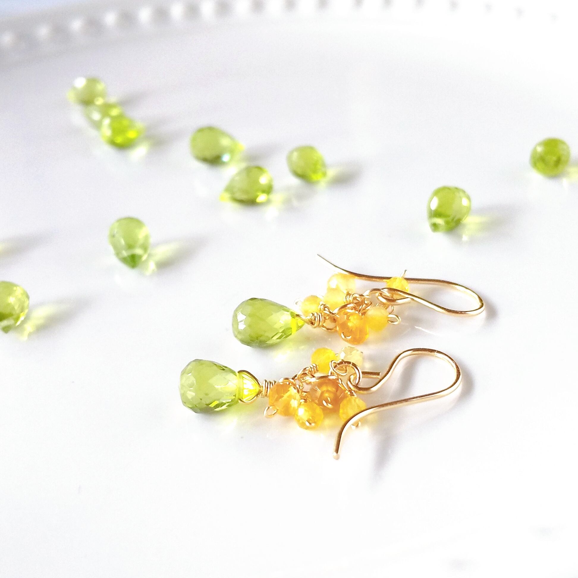 天然石イエローオパールAA・淡水パール 14kgfフックピアス