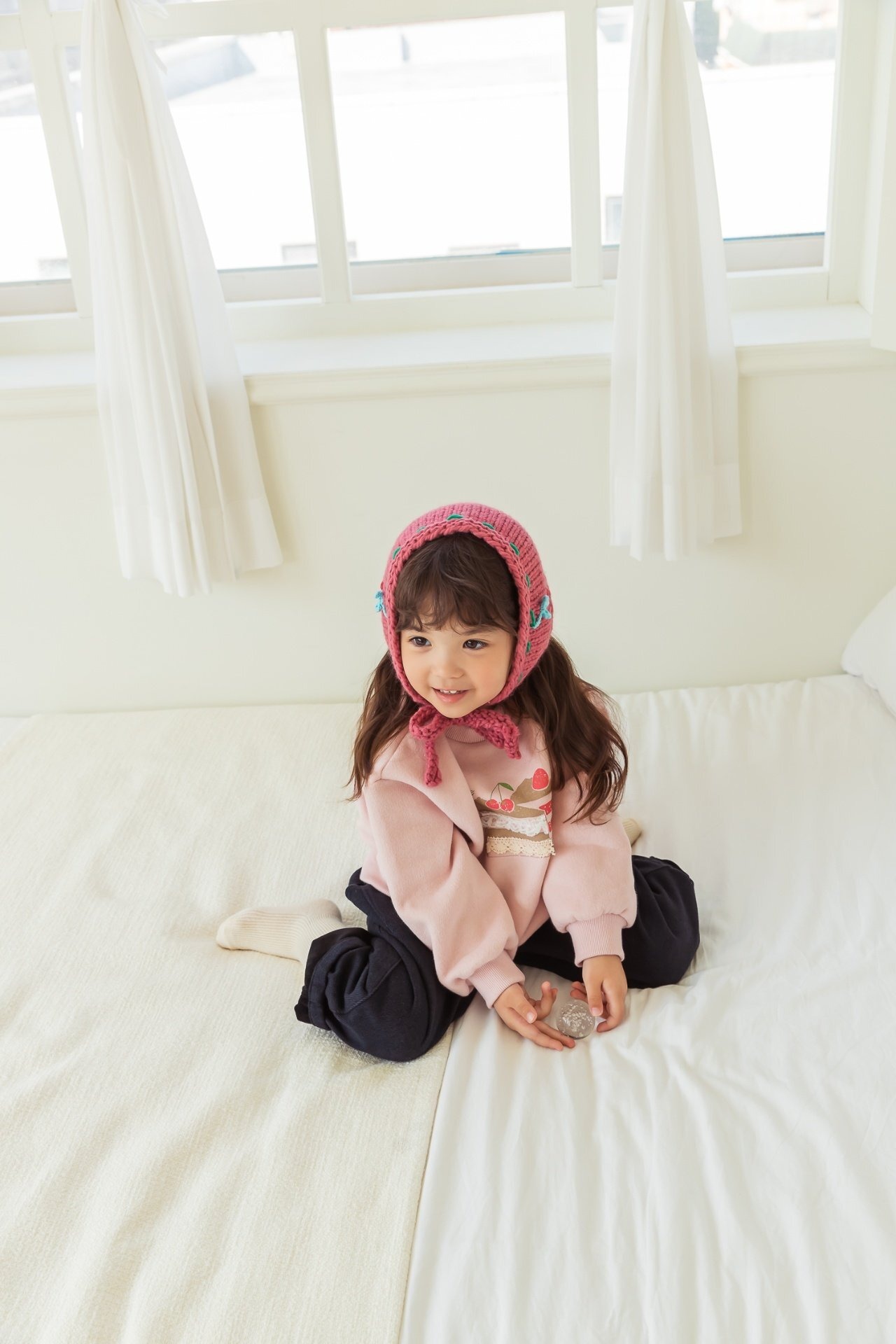 ミルクパウダー / milkpowder / スウィーティートレーナー / 韓国子供服 / キッズ / 26winter〖取寄〗*XS~JS*