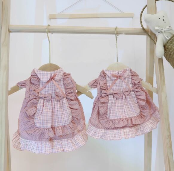 ドッグ 犬 ドッグウェア 室内着 ドレス ドレス ワンピース 帽子 アクセサリー フリルワンピース フレア フリル ベーシック リボン ひらひら かわいい シンプル おしゃれ 個性的 存在感 ラブリー キュート ロリータ プリンセス フェアリー チェック ドット柄 水玉 オールシーズン 誕生日 シーズンレス 女の子 成犬 デート お出かけ お泊まり パーティー イベント 休日 記念日 室内 ロリータ お揃い 双子 コーデ インスタ映え XXS XS S M L XL 2XL ピンク