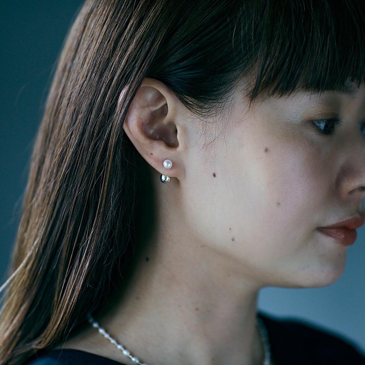 thea　ピアス　シルバー