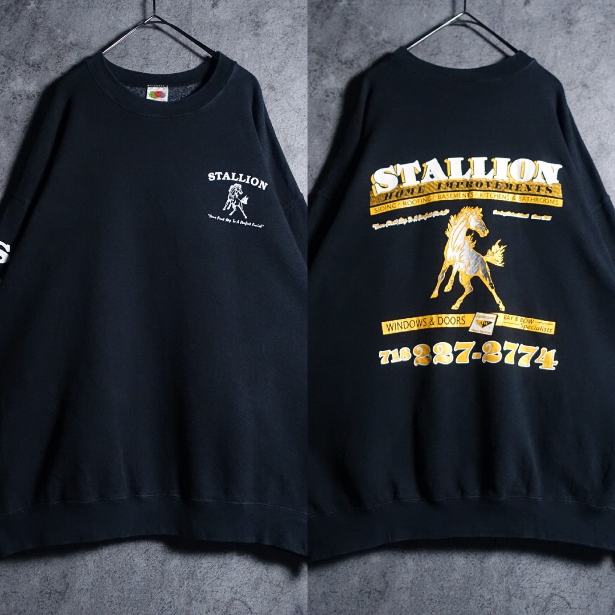 00s “FRUIT OF THE LOOM” Black Horse Print Sweat