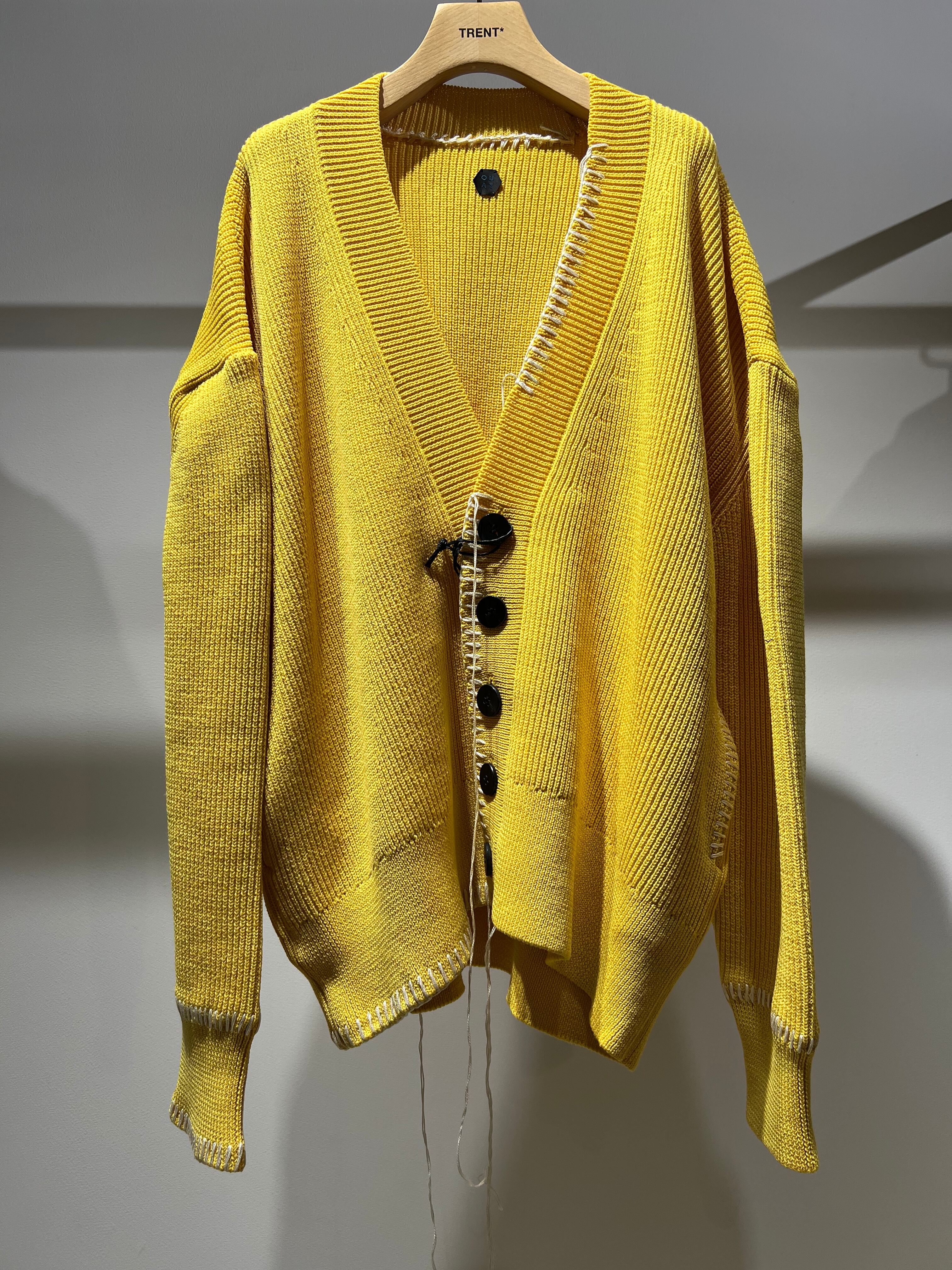 トップスOUAT YELLOW OFFICE CARDIGAN カーディガン - カーディガン