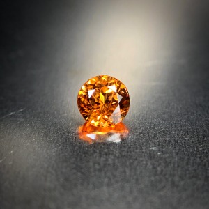 最も美しいオレンジ色 0.19ct UP 天然 マンダリンガーネット