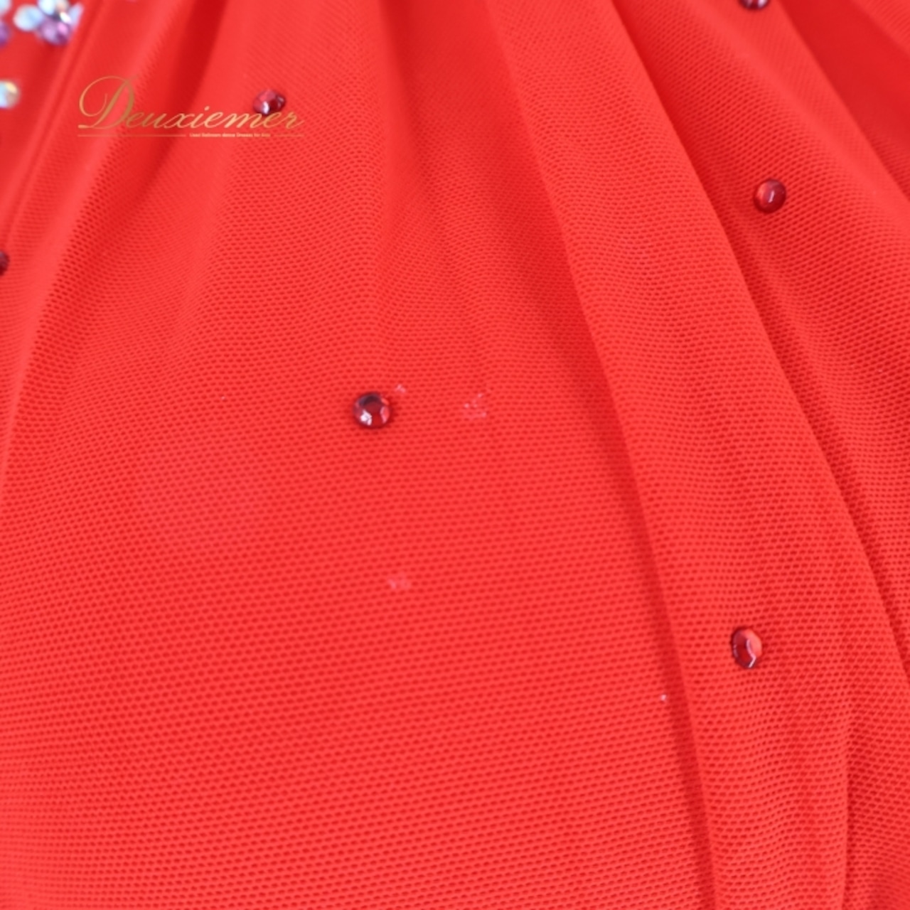 社交ダンス 衣装 ラテン ドレス ワンピース 赤 フリル デモ 競技 ダンス パーティ 発表会 パーティドレス 長袖 リボン かわいい レッド系 スパンコール ドレススタイル ラテンスタイル おしゃれ ダンスウェア パーティー用 キュート コスチューム フォーマル ドレッシー レディース