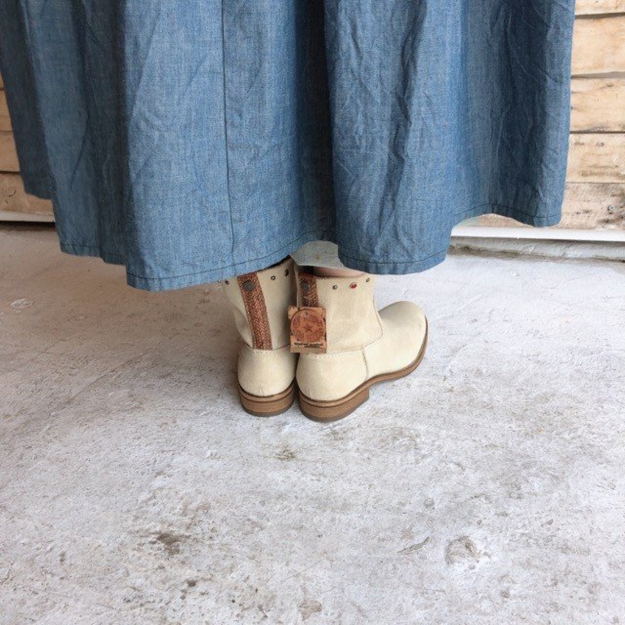 KOAH France スタッズスエードショートブーツ