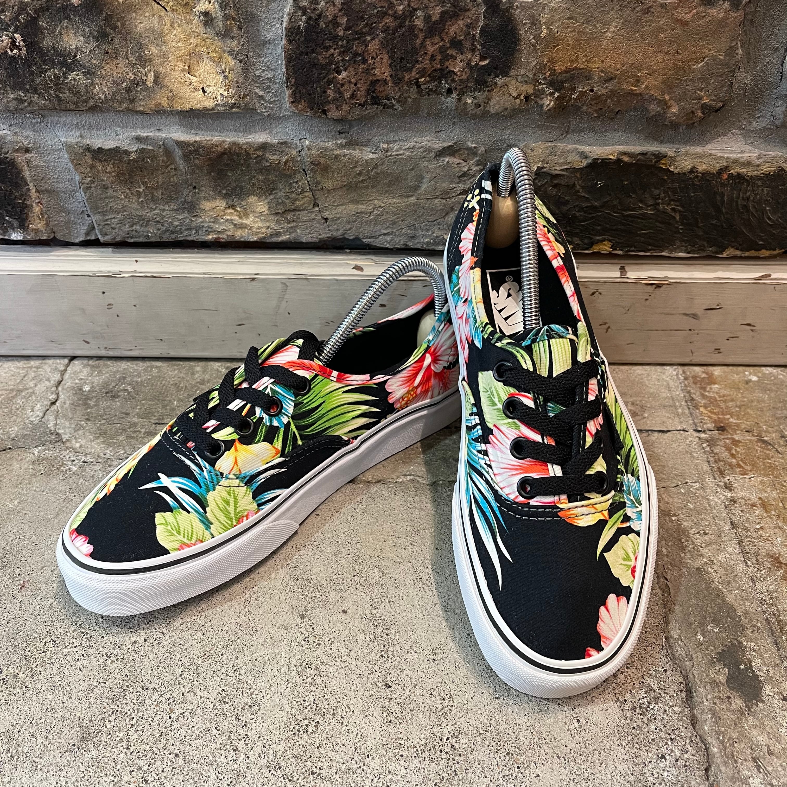 VANS  花柄スニーカー　24㎝