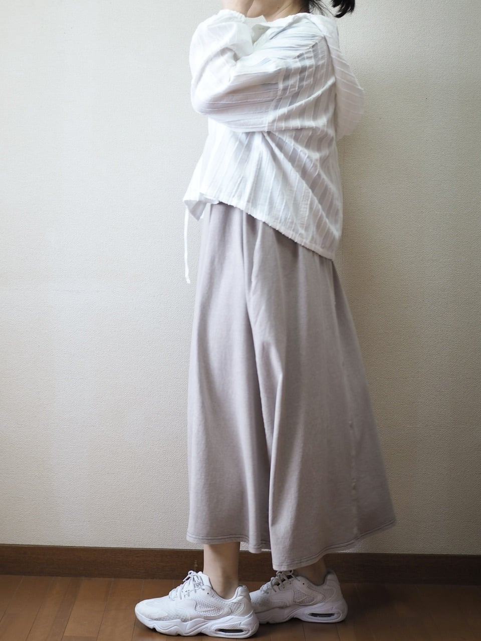 フレアカットワンピース <グレージュ>