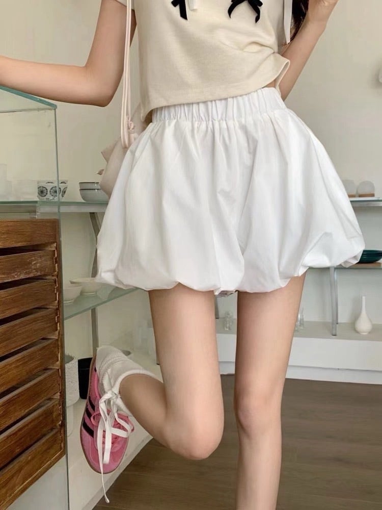 着るだけで甘さ倍増! ふんわりバルーンシルエットミニスカート 大人可愛い モノトーン カジュアル ガーリー お出かけ デート 体型カバー 大きいサイズ 韓国 CH10493