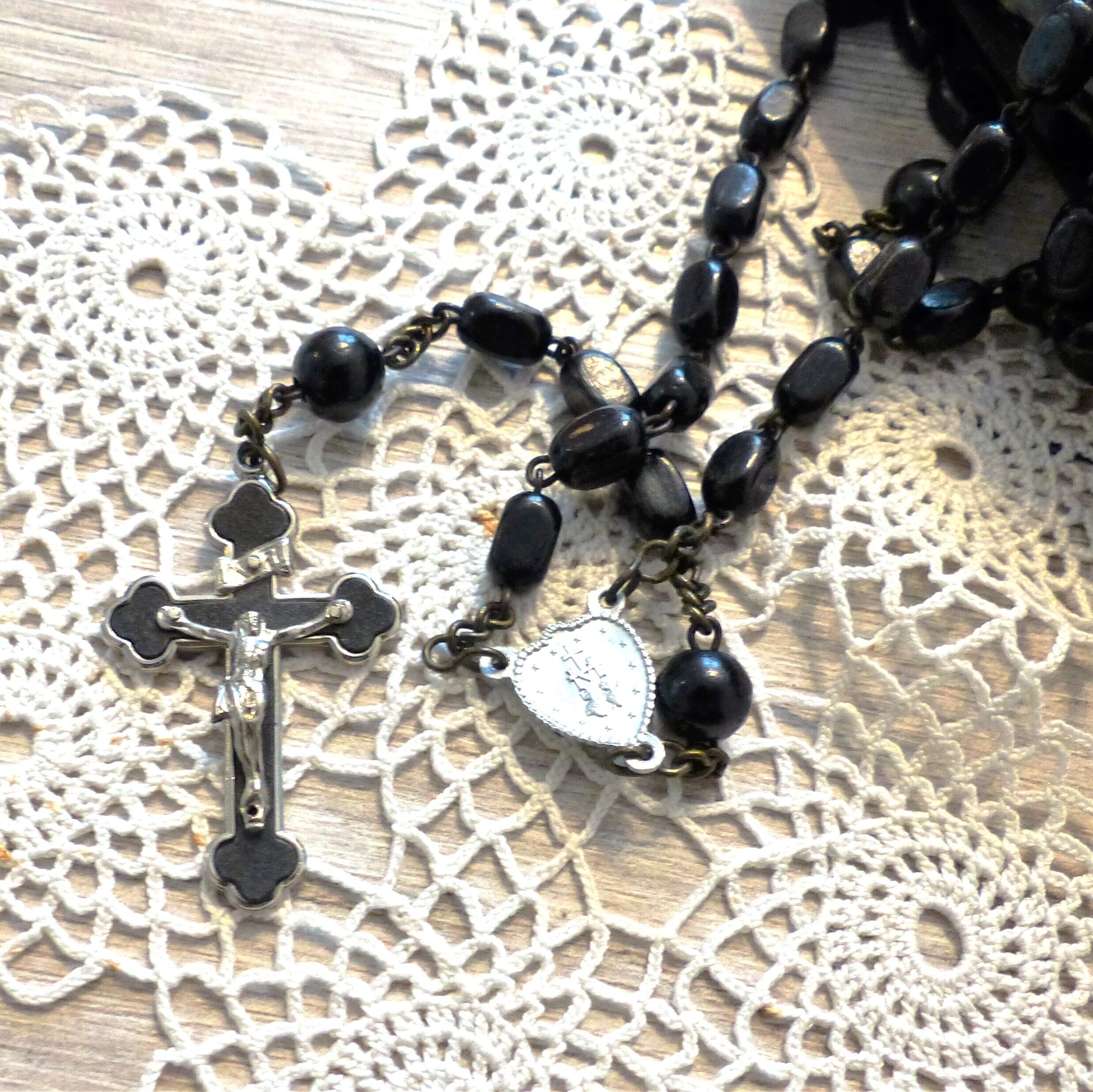 黒のロザリオ クローバー型クロス ドイツ