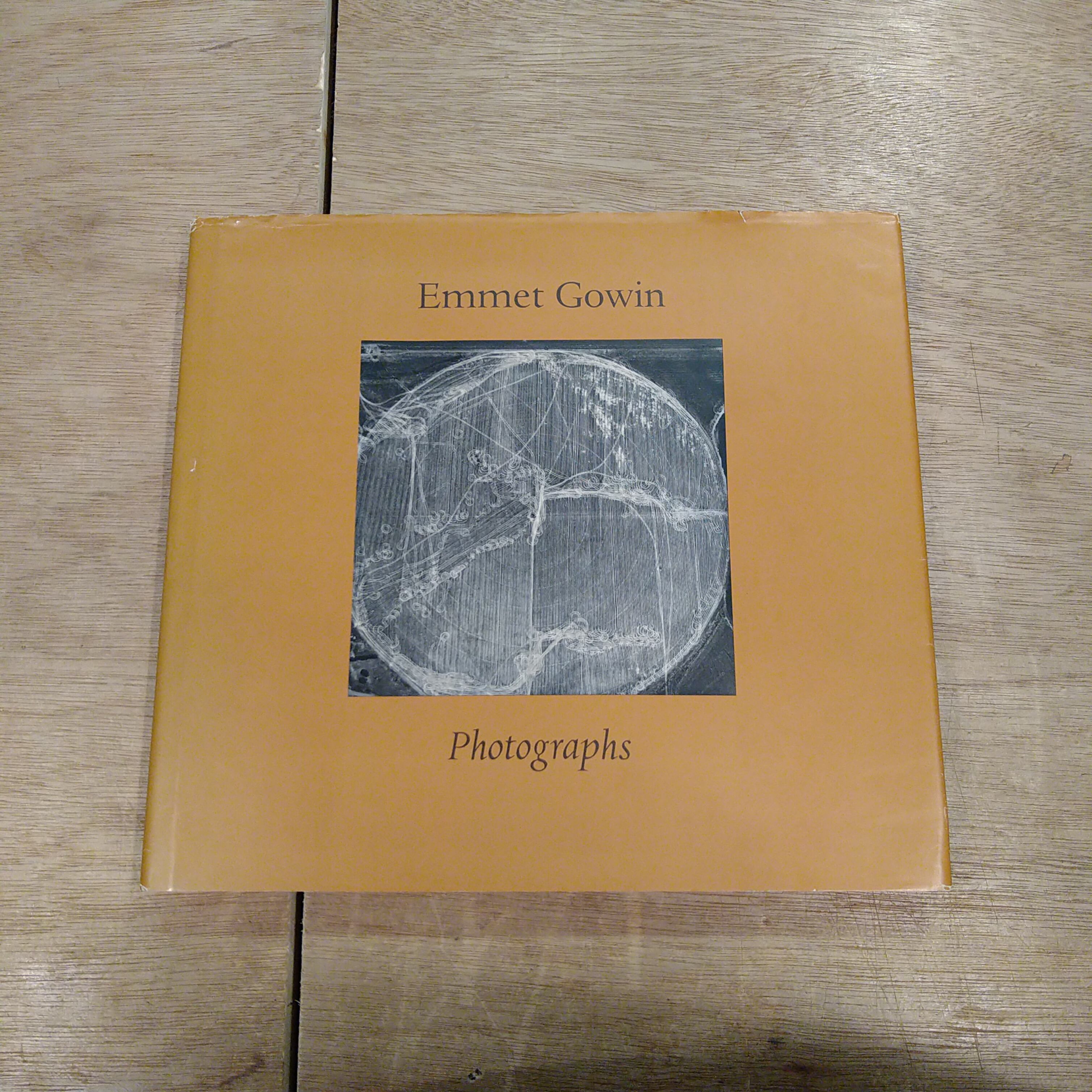 Emmet Gowin - Photographs（エメット・ゴウィン） | PAY ID