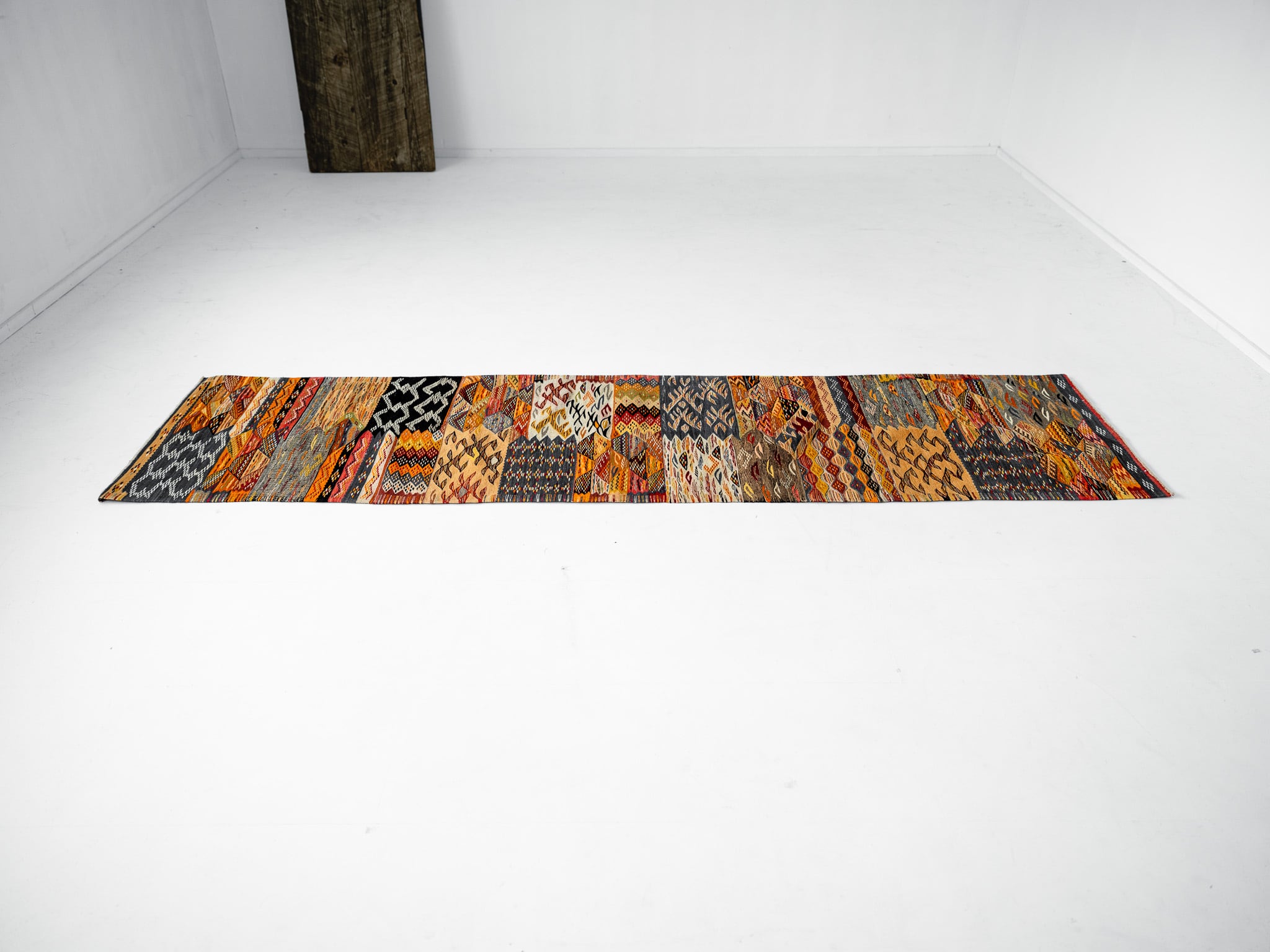 モロッコ アールラトラス キリム | 美しい手織り絨毯展