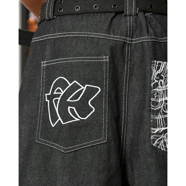 back pocket design denim shorts　バックポケットデザインデニムハーフパンツ　J0822