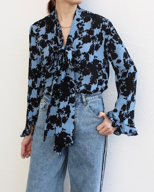 BAUM UND PFERDGARTEN/flower print blouse