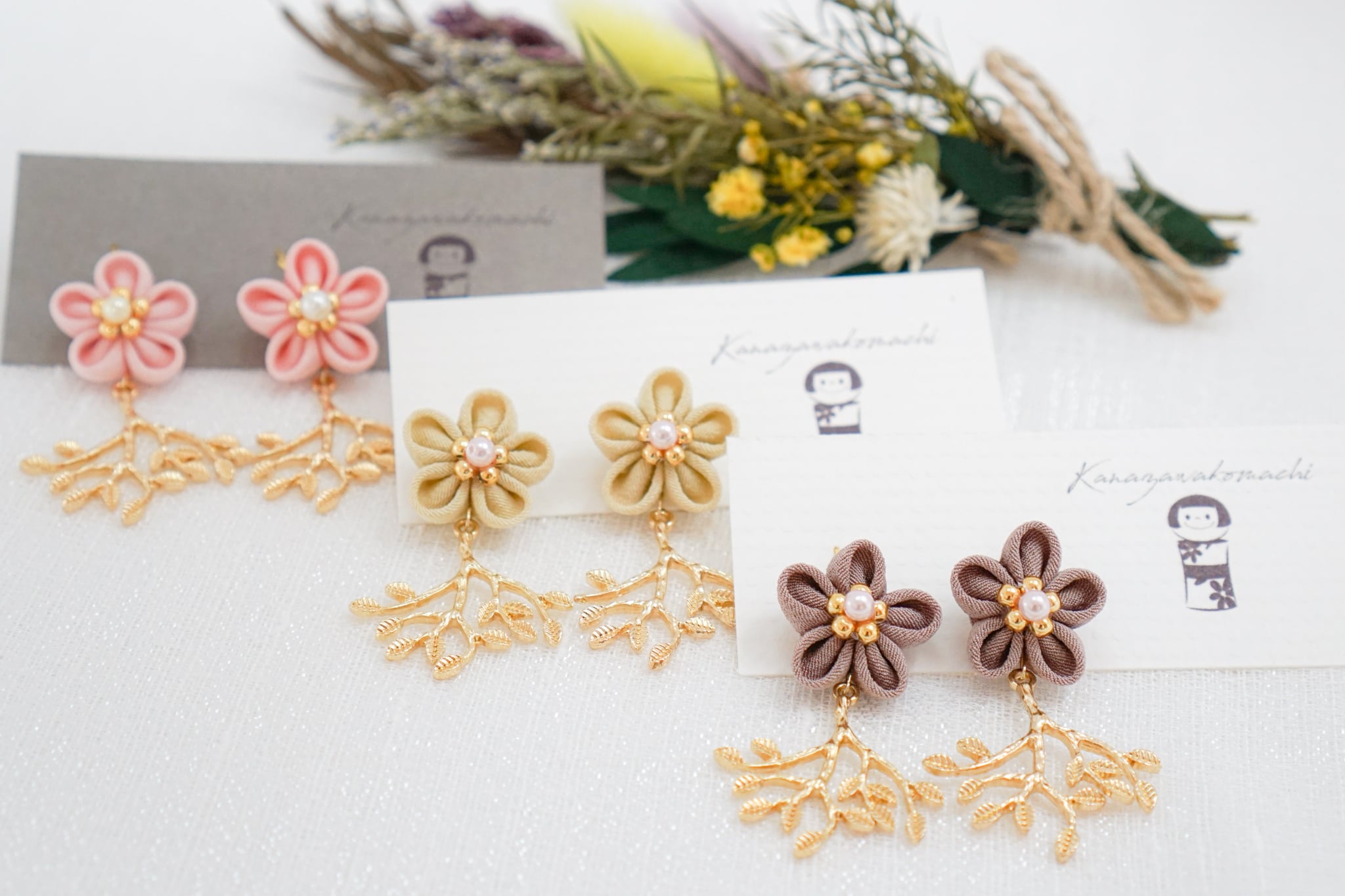 つまみ細工ピアスNO.21＊Light color＊ | 金澤こまち -accessories-