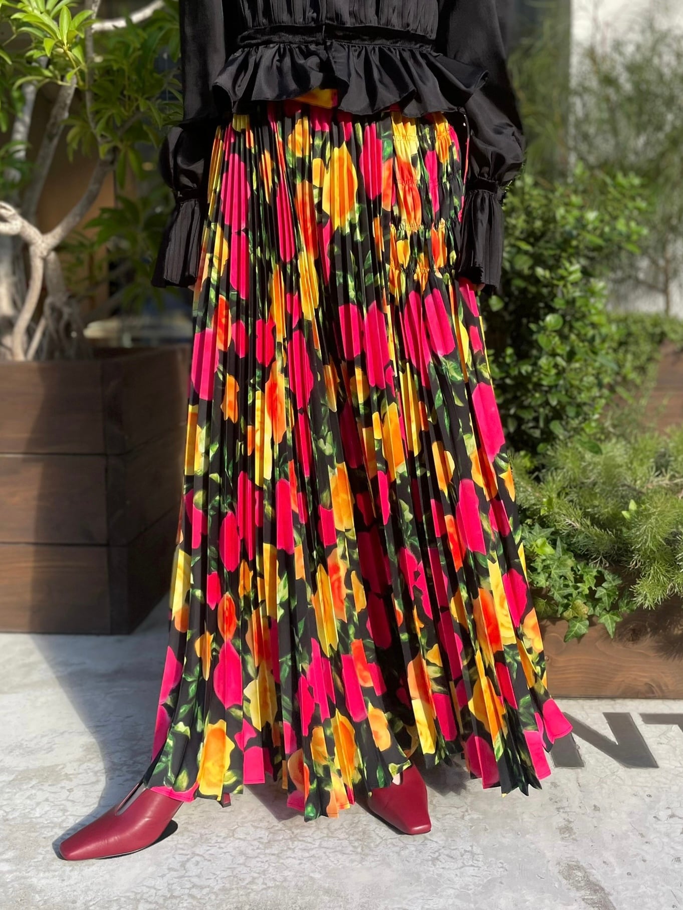 22AW】FETICO フェティコ / FLOWER PLEATS SKIRT | TRENTオンライン  