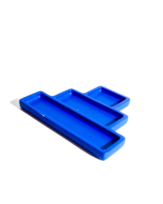 OCTAEVO Pyramid-Shaped Blue Tray (Spain)