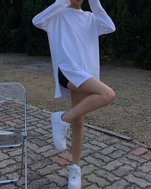 シンプルラウンドネックTシャツ 2color A0540