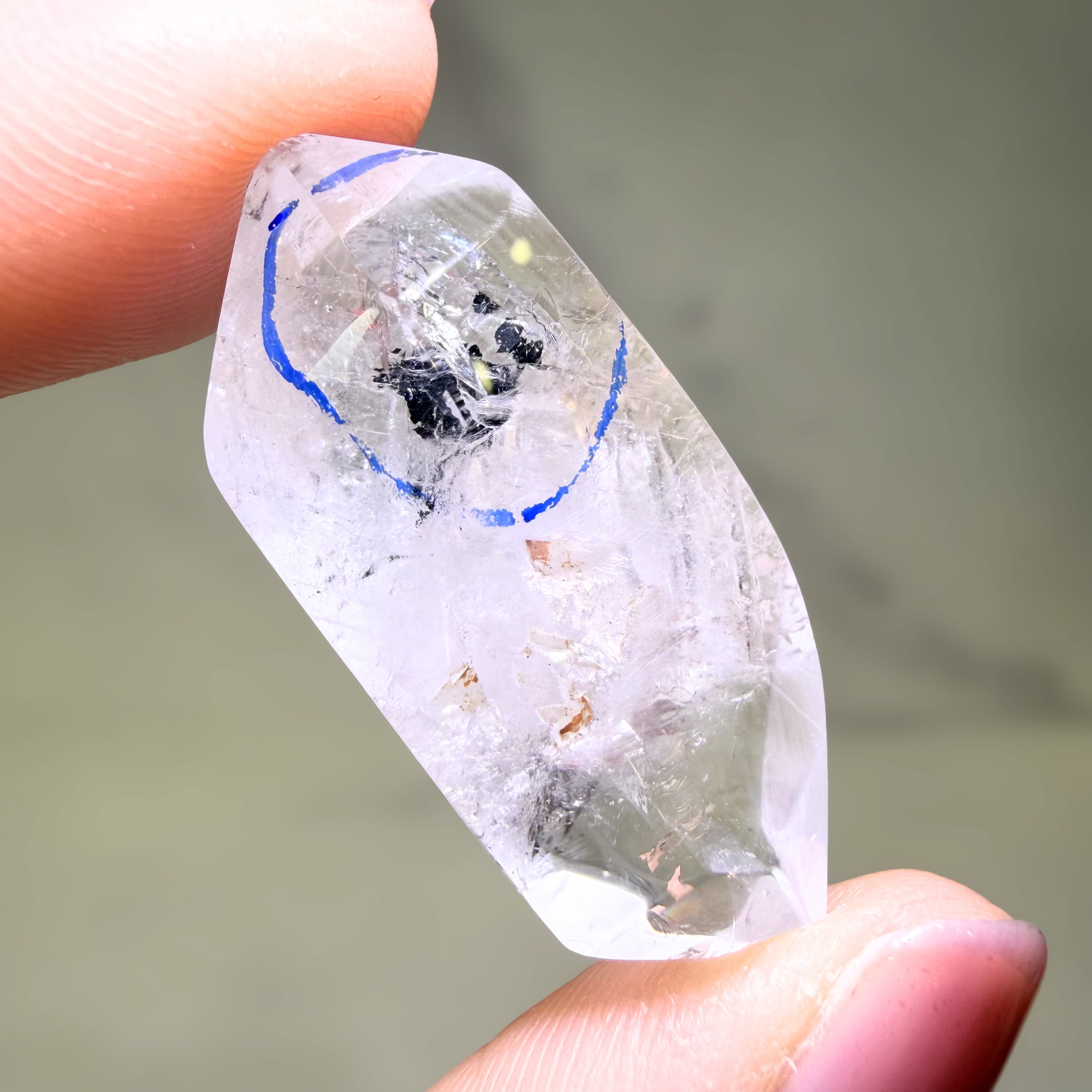 虹入り◎ガネーシュヒマール産ヒマラヤ水晶 03 | PAY ID