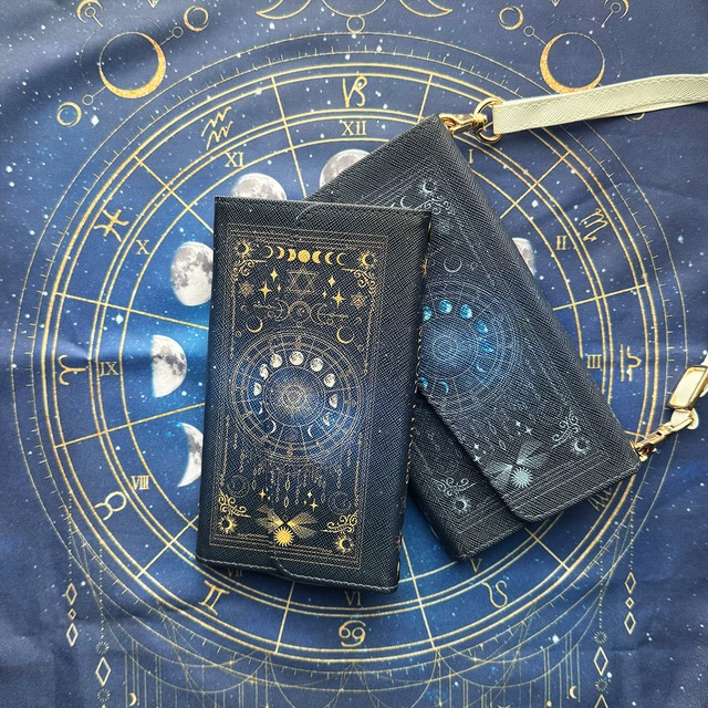 月の満ち欠け・12星座 ショルダーストラップ付き 三つ折り手帳型スマホケース