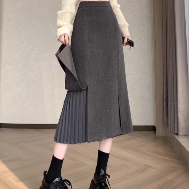 【送料無料】 ロングスカート 2色 冬 フレア Aライン ハイウエスト スリット 厚手 プリーツ かわいい 大人可愛い きれいめ カジュアル 大人 上品 おしゃれ お洒落 レトロ こなれ感 コンサバ系 ラフ 抜け感 レディライク 無地 30代 40代 レディース 女性用 ママ服 デート お出かけ お呼ばれ 休日 アウトドア お茶会 女子会 授業参観 誕生日会 着回し 普段使い ファッション コーデ スタイル 楽ちん 体型カバー 美脚 脚長 定番 着痩せ 垢抜け ブラック グレー