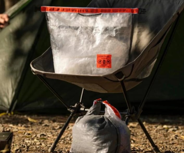 hinata x WEEKEND(ER) OUTDOOR TRASH BAG SOLO | OLIVE OUTDOOR EQUIPMENT