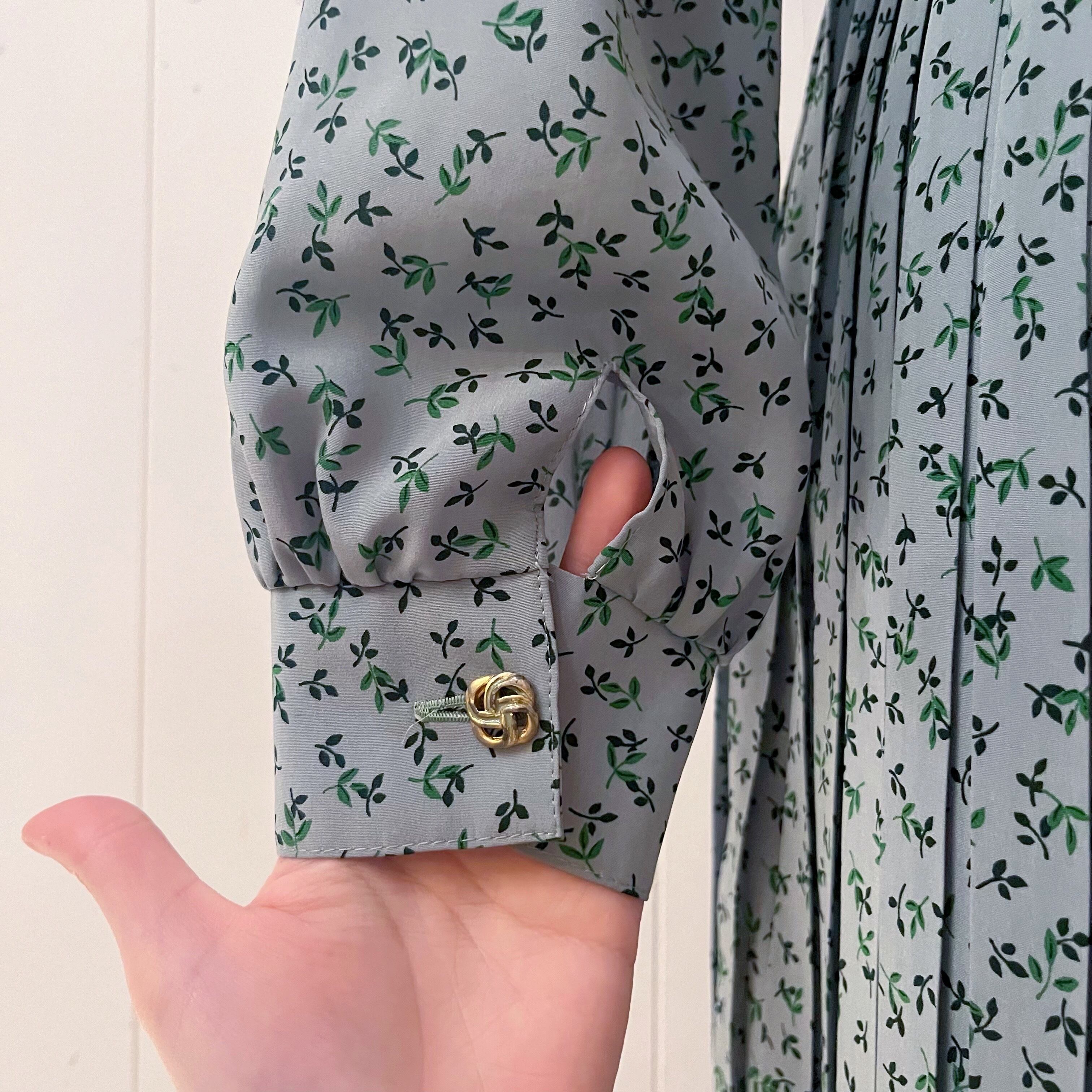 mini leaf ribbon tie one-piece