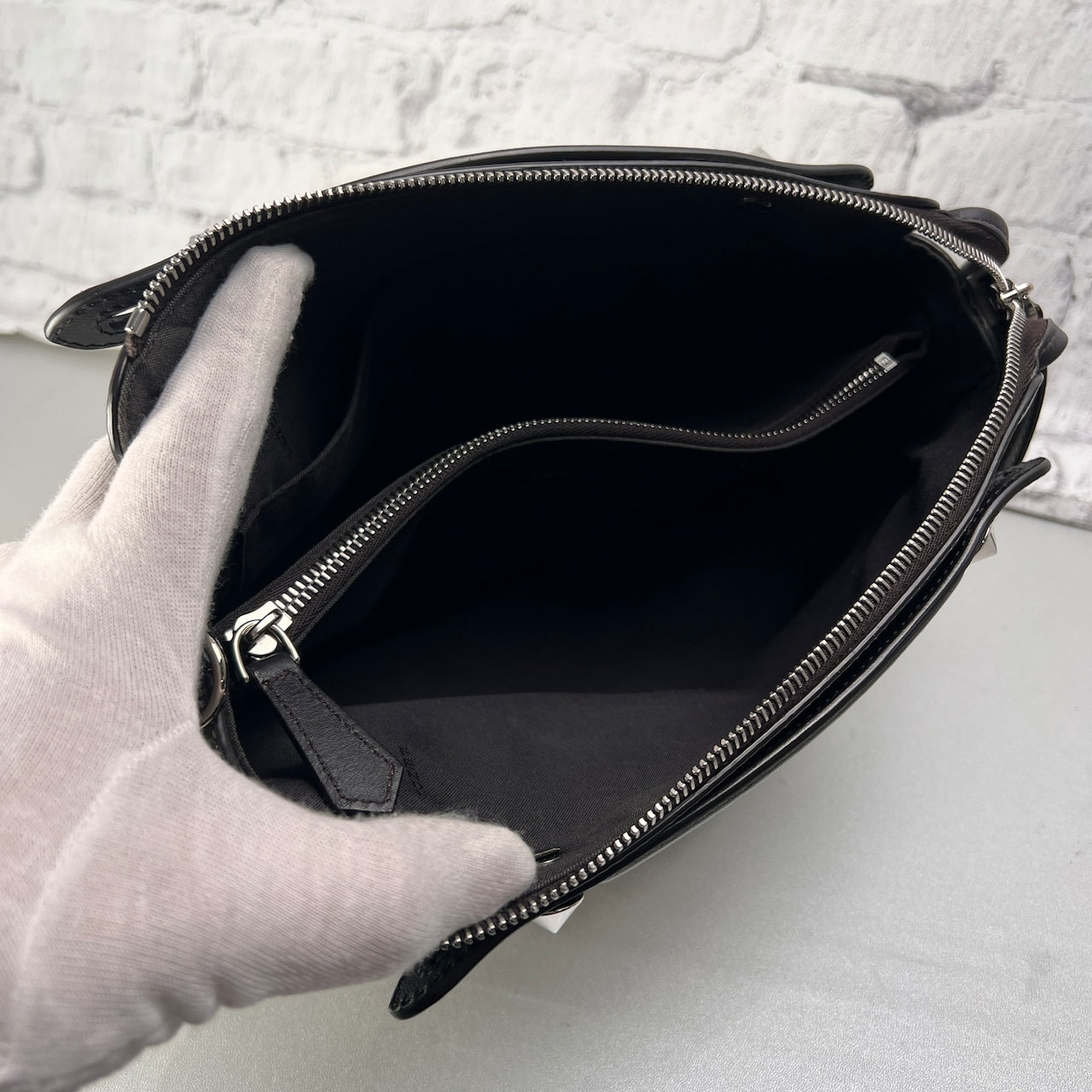 FENDI フェンディ バイザウェイ レザー ハンドバッグ グレー A-13757