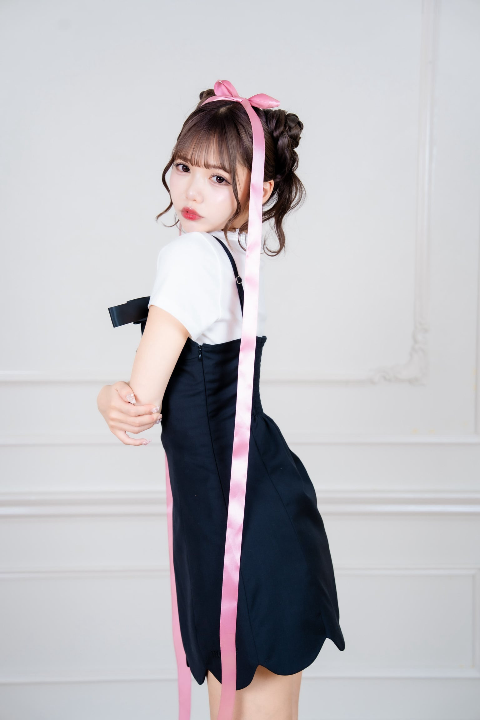 Charming Ribbon Scallop Dress