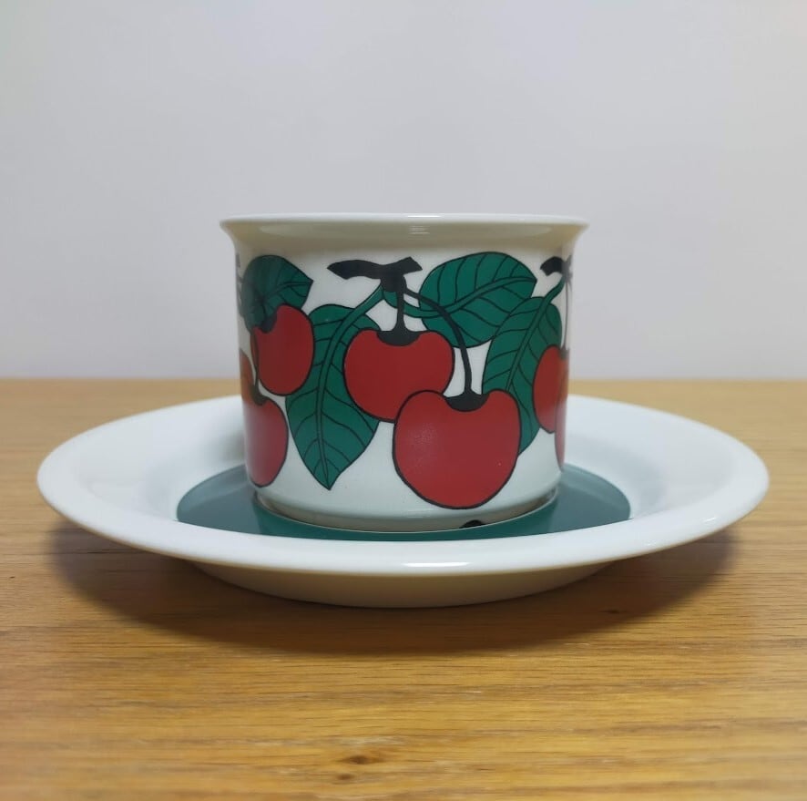 再入荷！アラビア キルシッカ ARABIA Kirsikka コーヒーカップ