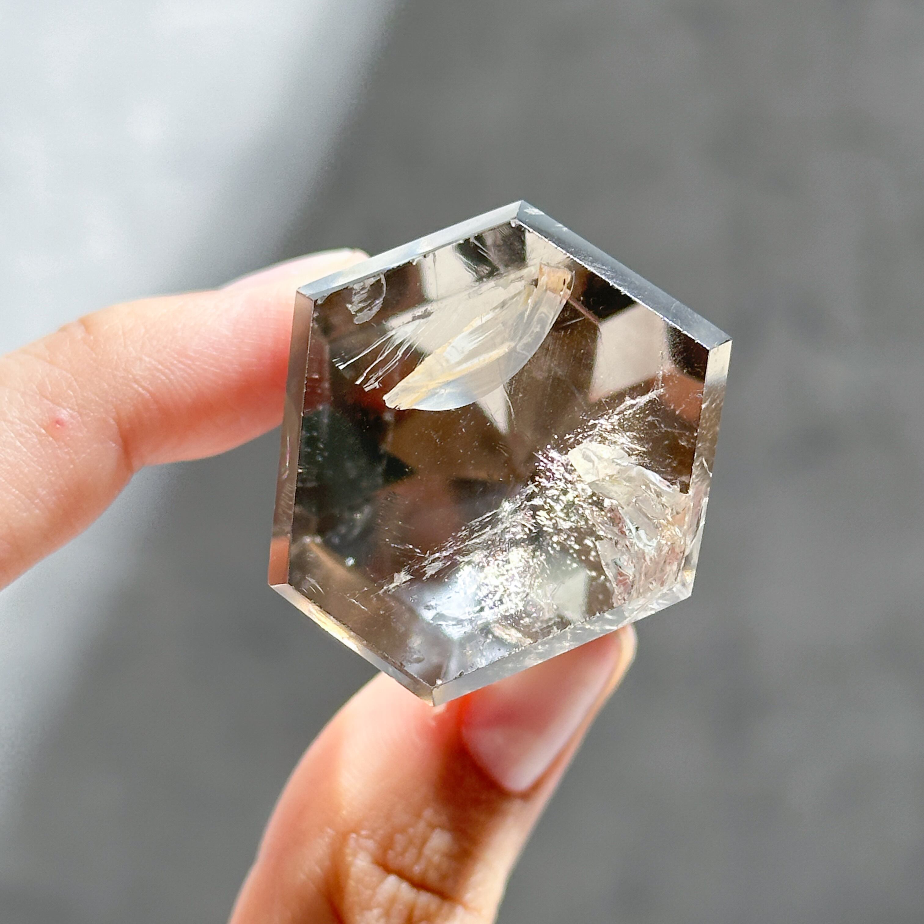 透明感◎シトリン（黄水晶） タワー52◇ Citrine ◇ 天然石・鉱物