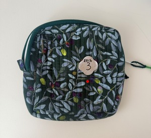 【訳あり】キルティングポーチ Sサイズ