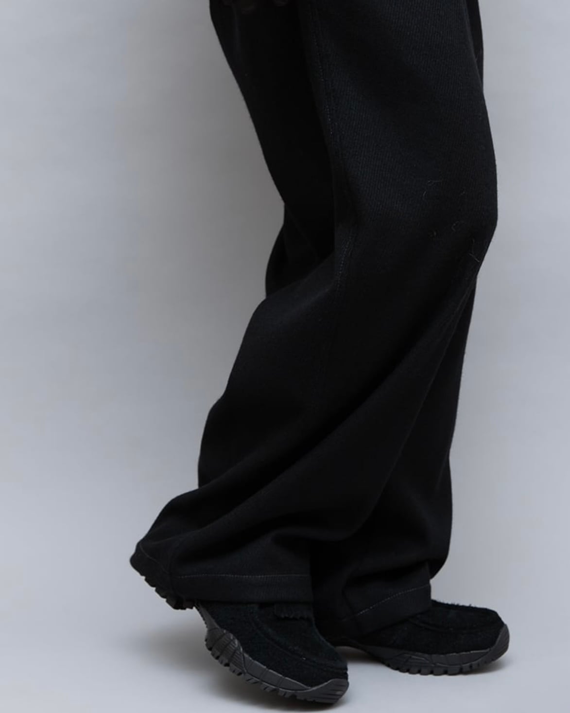 PG”KNOCK2 KTX SHAGGY SUEDE BLACK” | Lapel online store