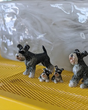 【ミニチュア陶器】 Miniature Schnauzer~With puppy②~