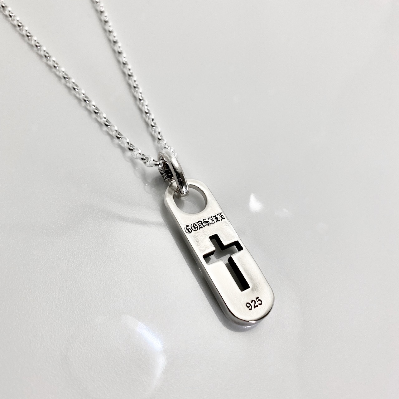 CLASSIC CROSS NECKLACE / クラシッククロスネックレス