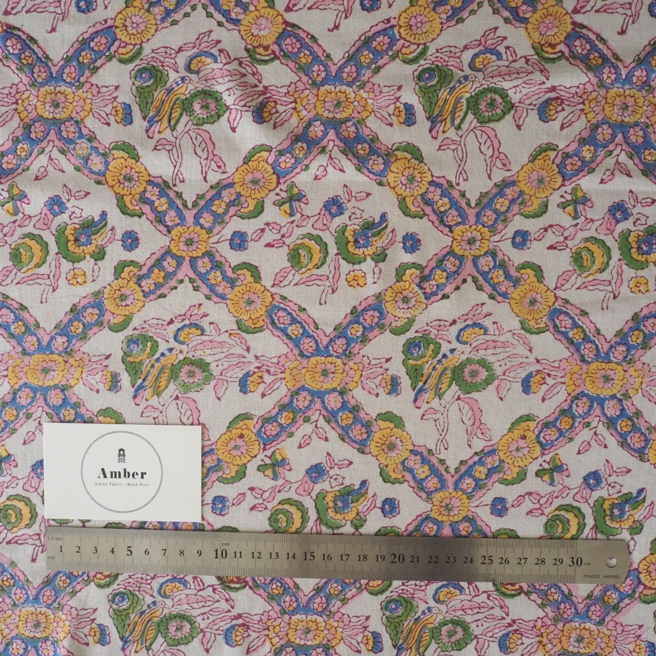 ブロックプリント生地【50cm単位】インド綿  ボタニカル柄 ホワイト #49710-WT1