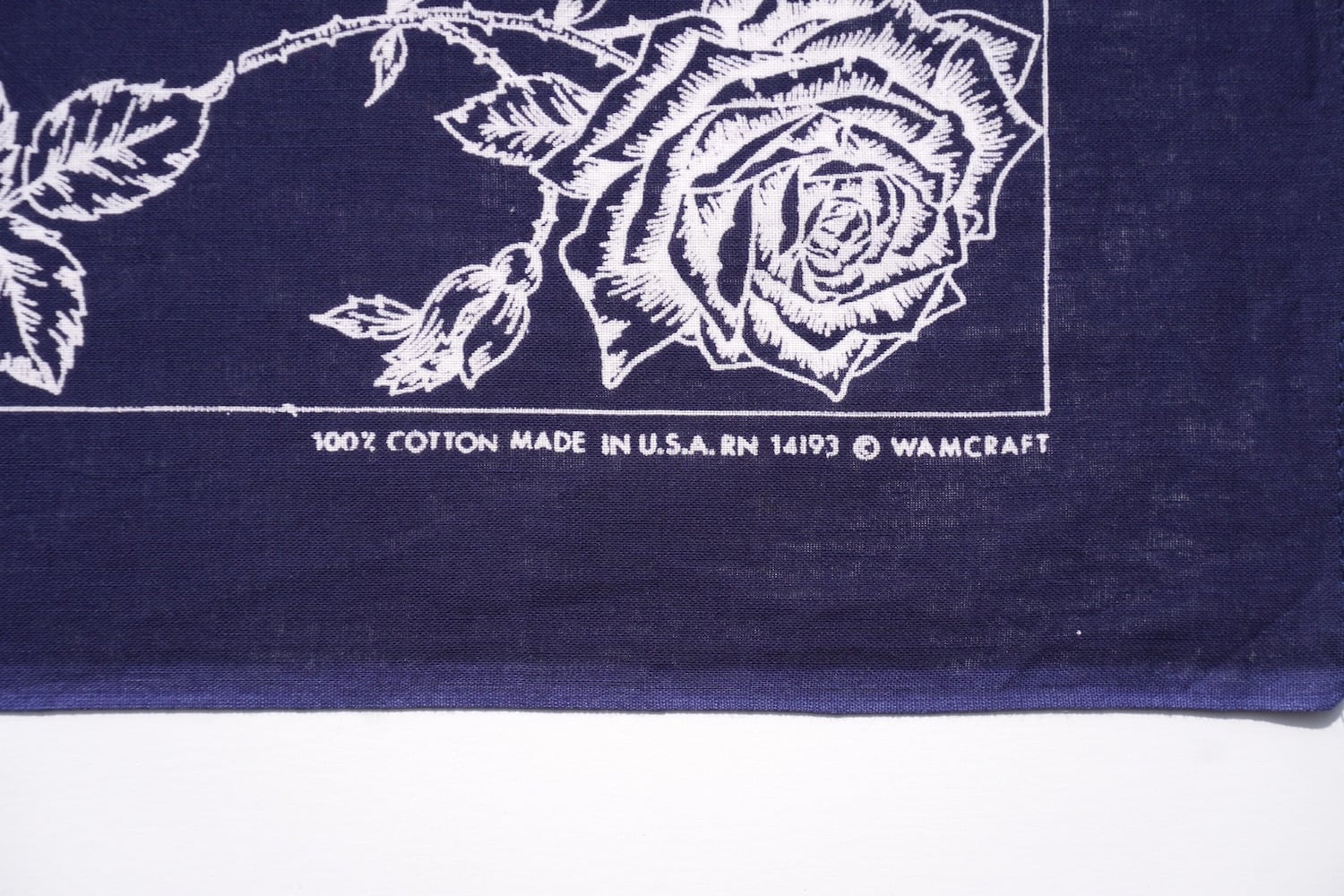1970's USA製 [WAMCRAFT] リアルローズ柄 ヴィンテージバンダナ