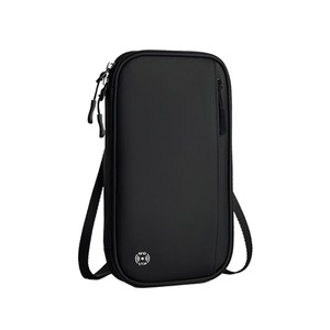 ROUGHCLOUD 多機能RFID パスポート収納ケース