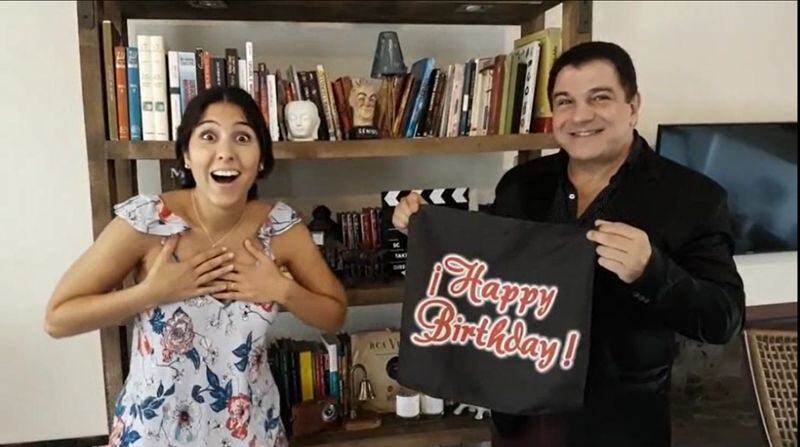 BLUFFF ブルフ ビジュアル!ハンカチの瞬間チェンジ