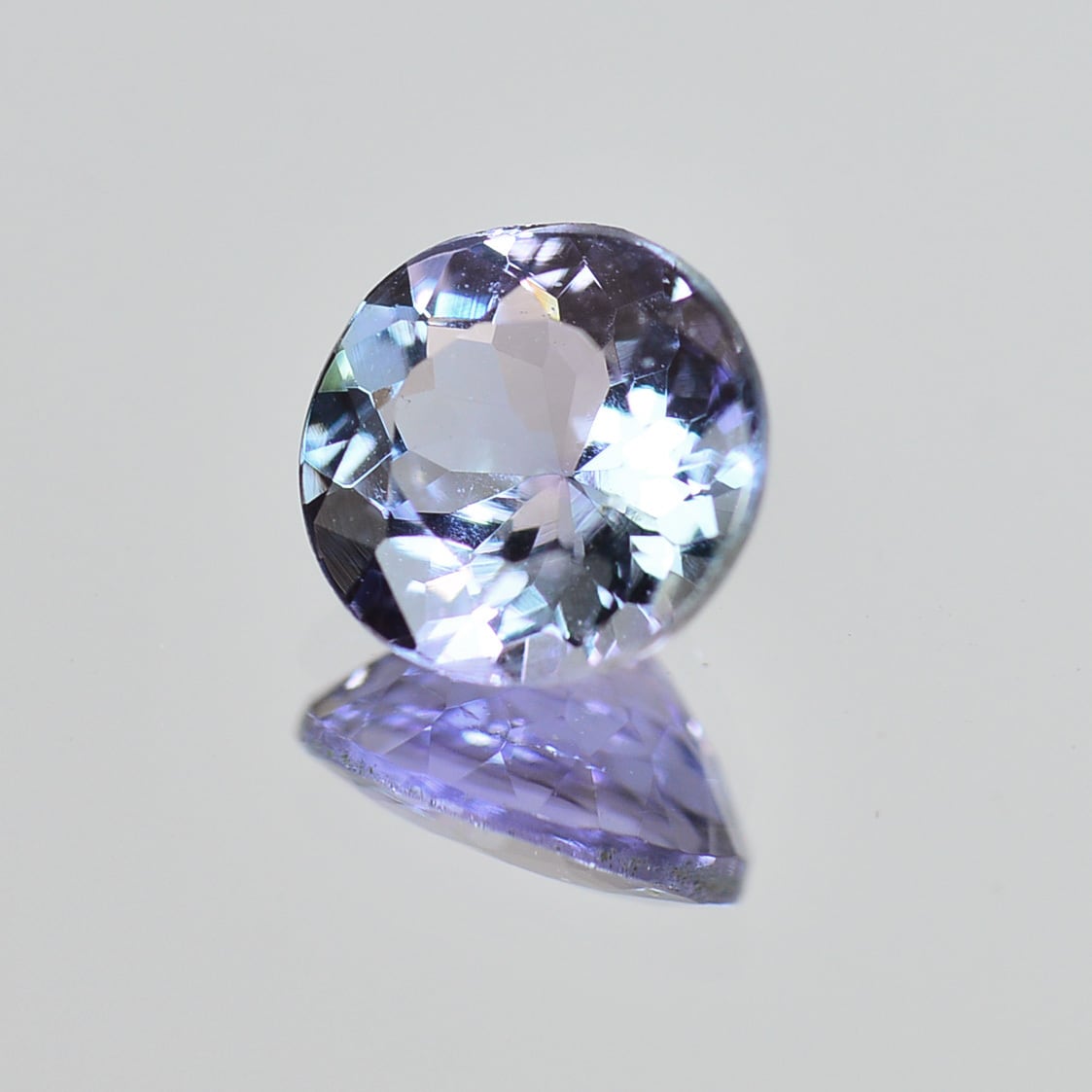 ソ付 非加熱タンザナイト 0.643ct ルース ラウンド | Pay ID ソ付 非加熱タンザナイト 0.643ct ルース ラウンド | Pay ID