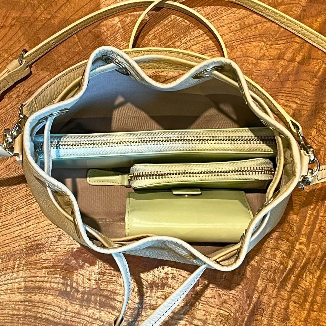 シュリンクレザー】本革2Way巾着〈Leather Drawstring Bag〉 | Atelier