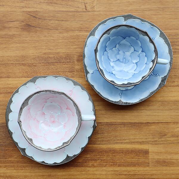 有田焼 コーヒーカップ プラチナ牡丹 ブルー・ピンク 3-044 | MARUFUKU