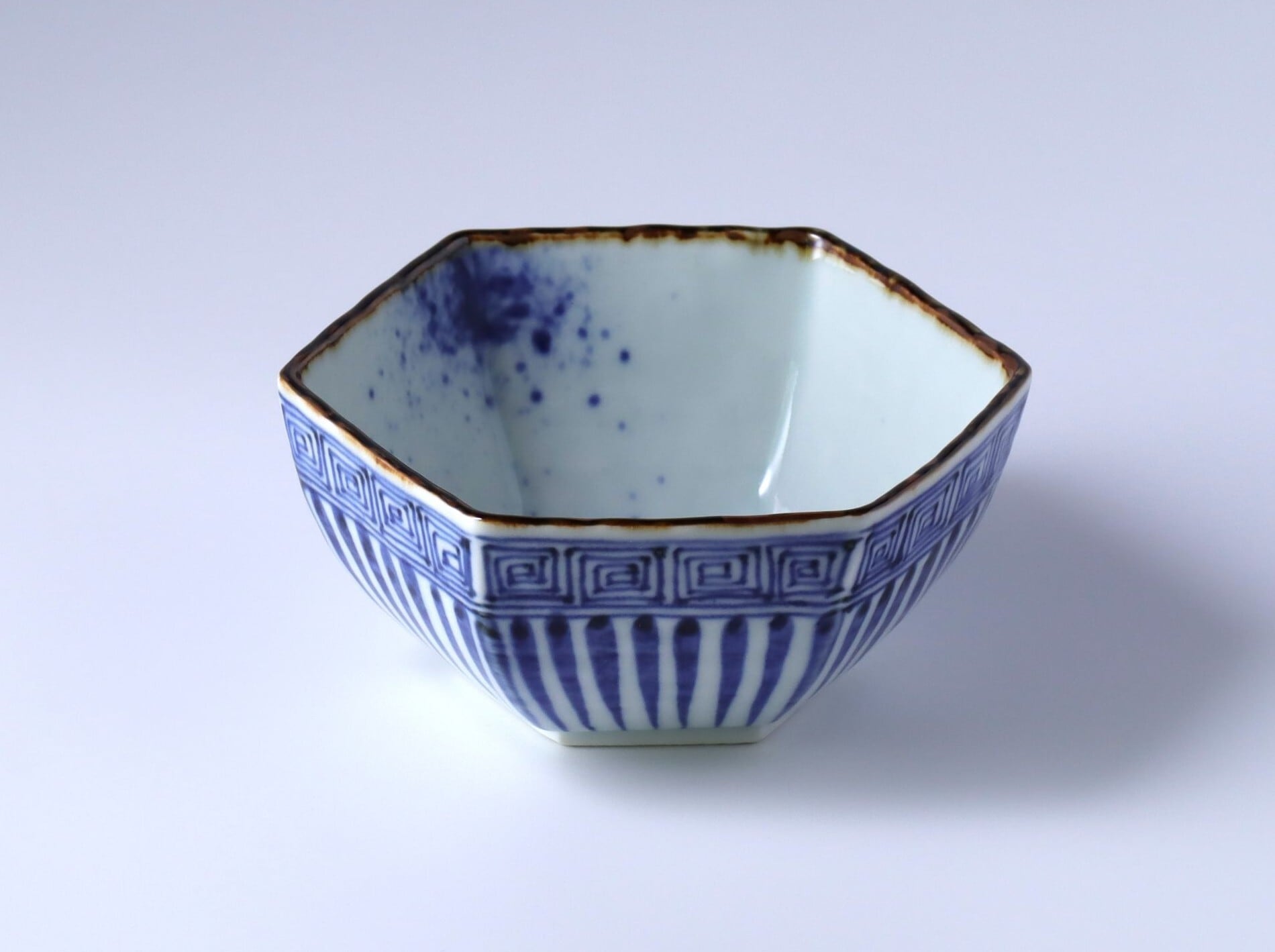 染付　ぶどう絵紋有り　2枚セット 61ea2be3cfe7934ea7c46b1bafa145