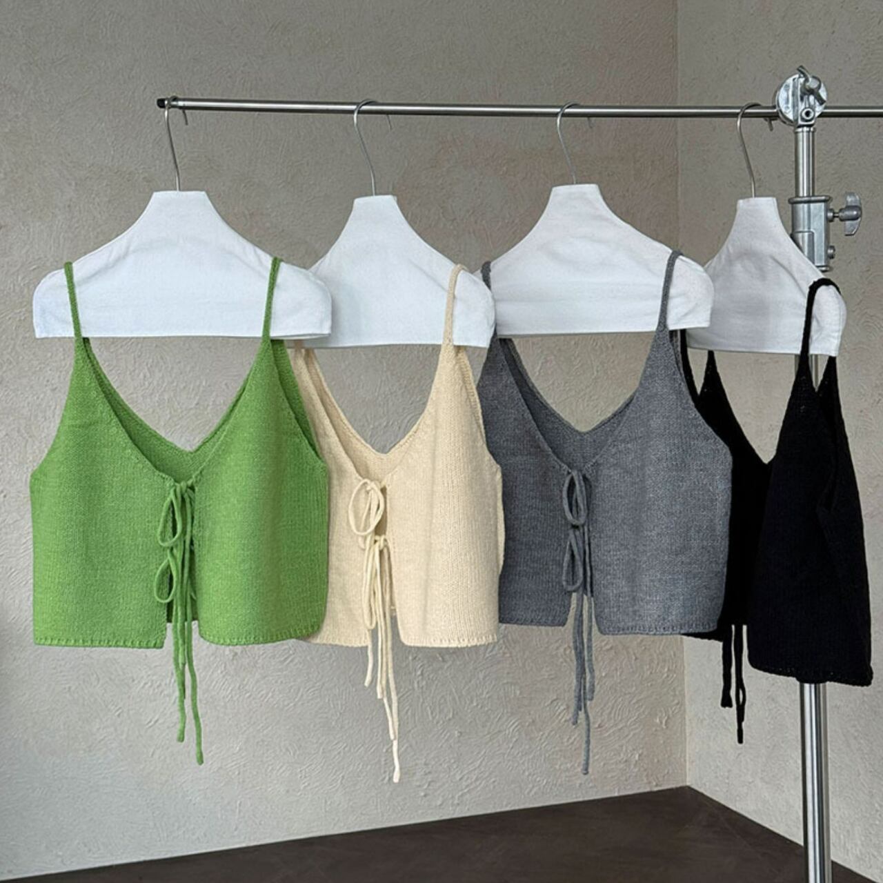 Vネックニットキャミソール　a0544