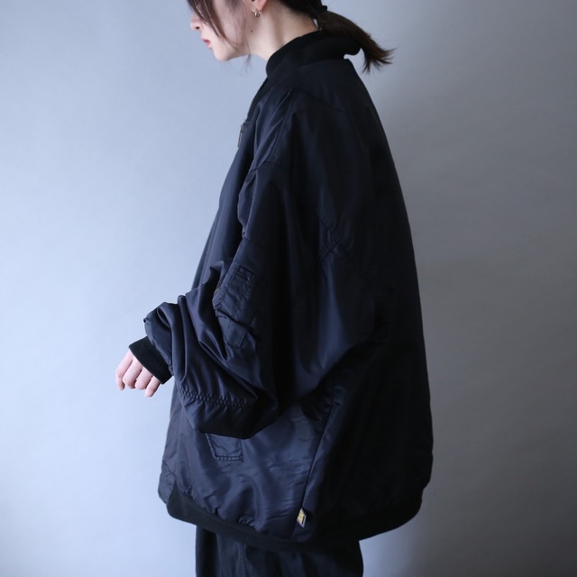 "reversible" black × orange over silhouette type MA-1 bomber jacket