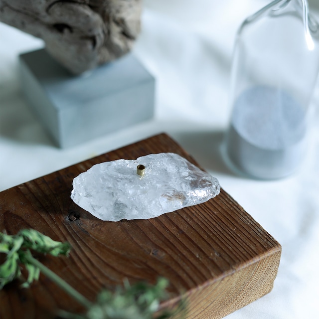 airchill (エアチル) Stone Incense Stand  お香立て (水晶)