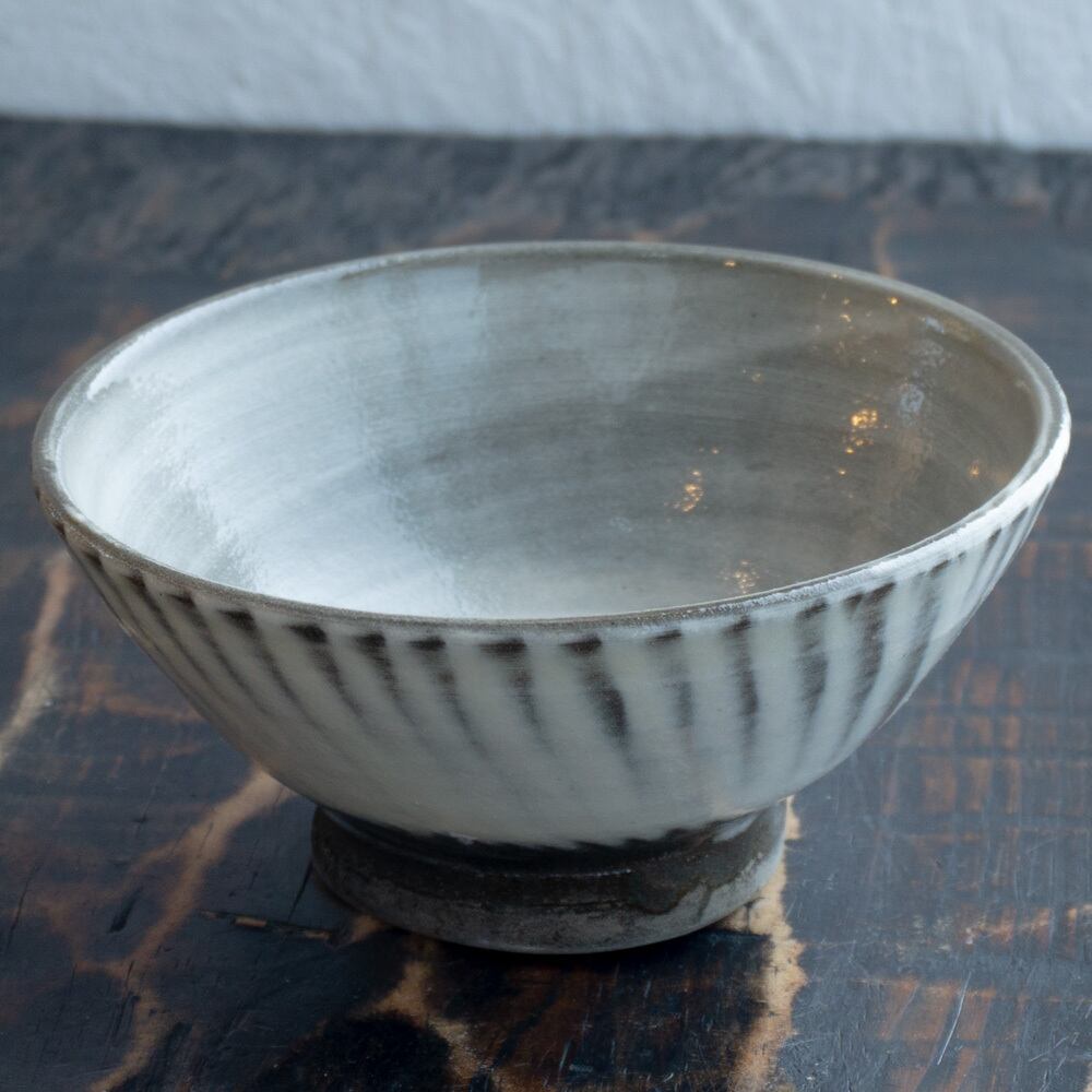 小鹿田焼 坂本創 三寸五分飯碗 刷毛目 白 | くらしのギャラリー杜の街